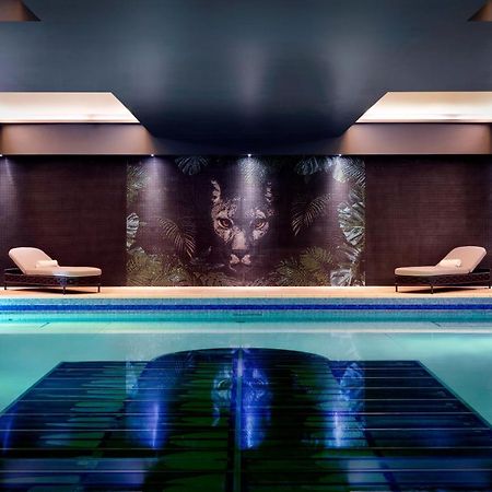 Nyx Hotel London Holborn By Leonardo Hotels Esterno foto The spa at the Mandarin Oriental, Hong Kong