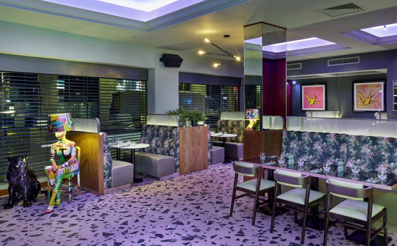 Nyx Hotel London Holborn By Leonardo Hotels Esterno foto The interior of the restaurant
