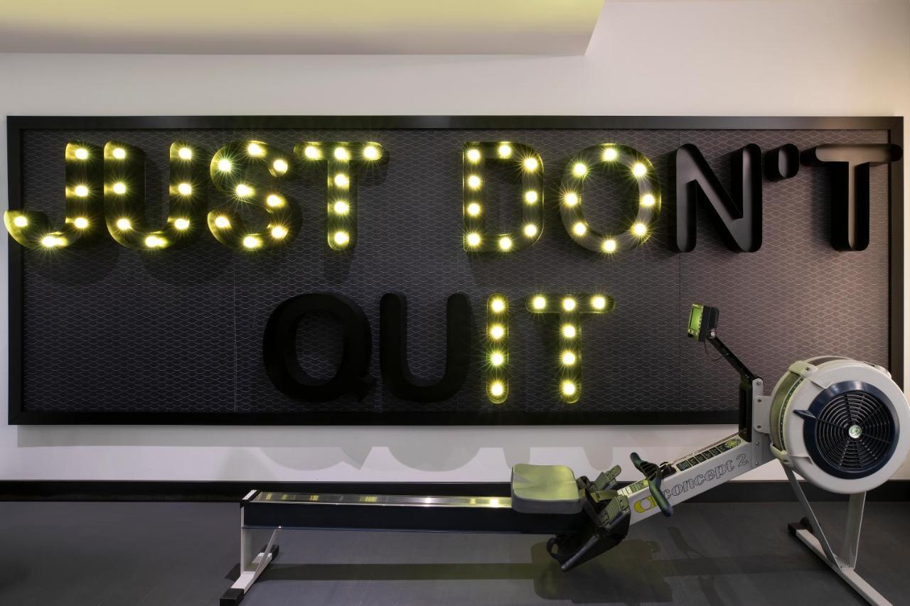 Nyx Hotel London Holborn By Leonardo Hotels Esterno foto Nike slogan